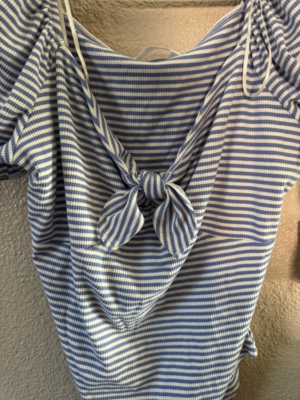 LC puff sleeve tie front bodysuit - Picture 2 of 6